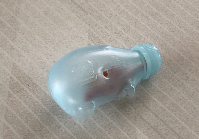 たれびんで作ったインコのフォージングトイ